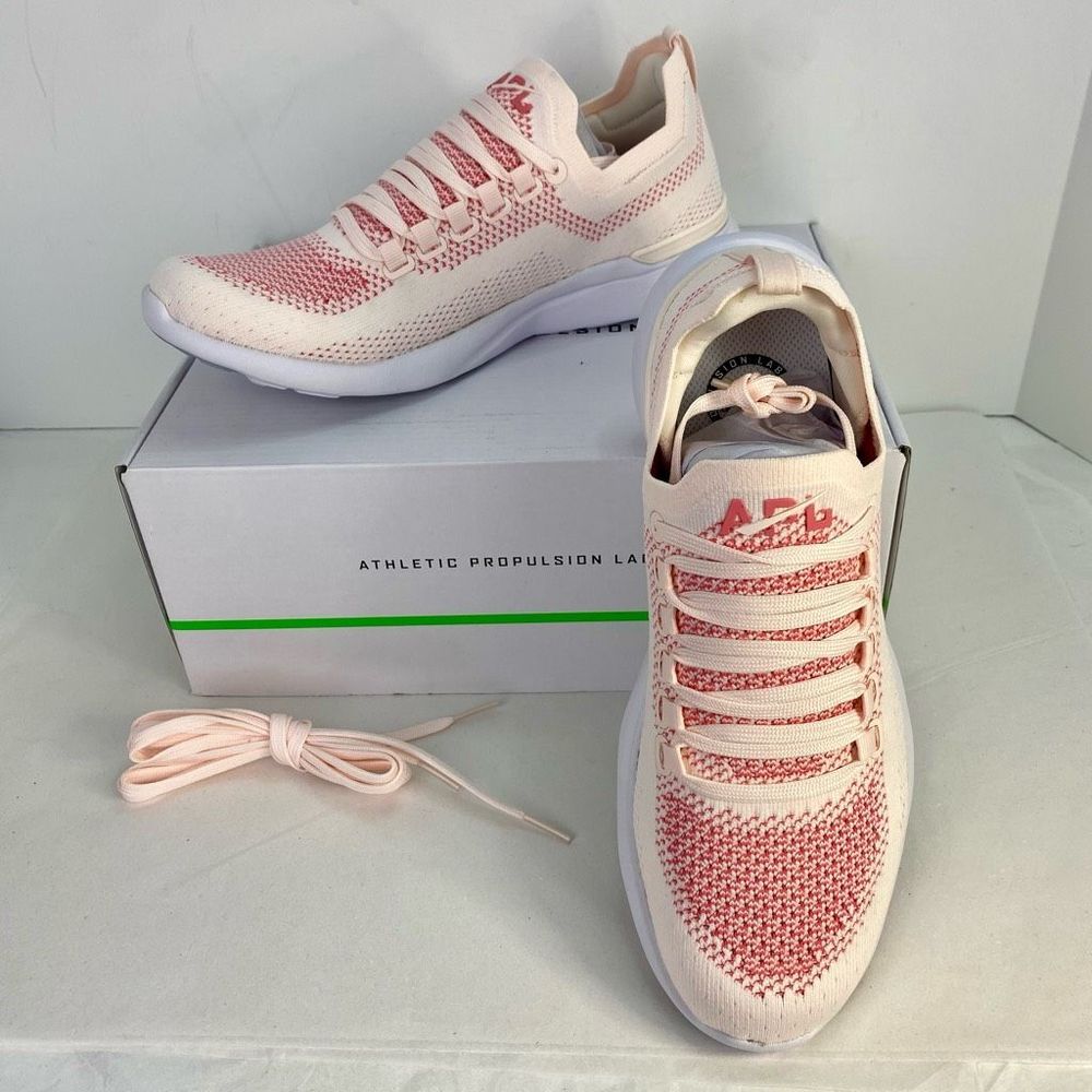 New APL  TechLoom Breeze
Creme/ Fire Coral/ White Woman’s Sz 8